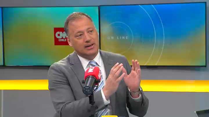 Castro (RN) critica eliminación de "glosa republicana" por parte del Gobierno: "El Presidente Piñera les entregó US$ 700 millones libres"