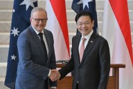 Australia's Albanese raises Optus outage with Singapore PM
