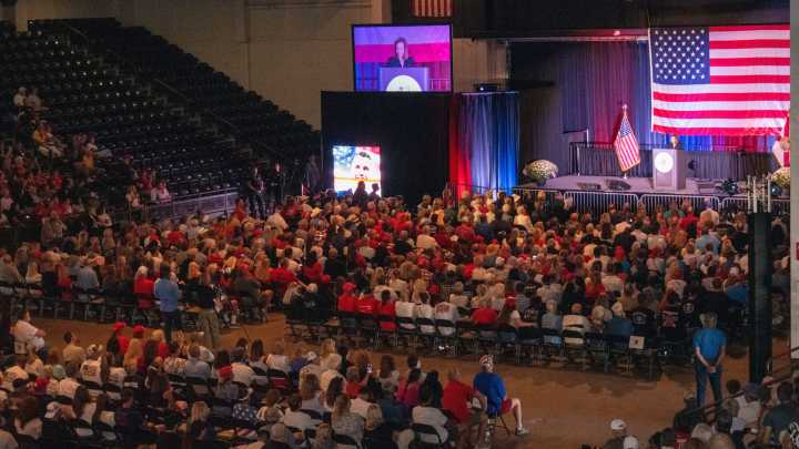Sarasota tribute for Charlie Kirk draws thousands