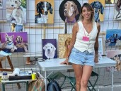 Trabajó 20 años en Migraciones, su perro murió y ahora pinta mascotas al óleo en Mallorca: "Convertí el duelo en arte"
