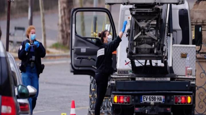 Five new suspects arrested over Louvre jewels heist