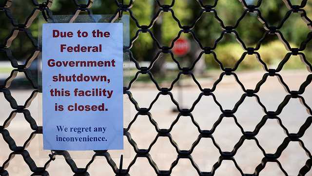 Senate faces shutdown standoff as talks collapse