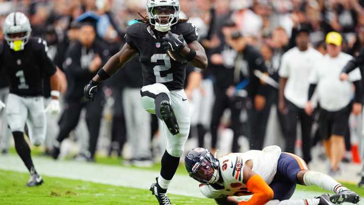 Why fantasy players should use Raiders' Ashton Jeanty vs Colts