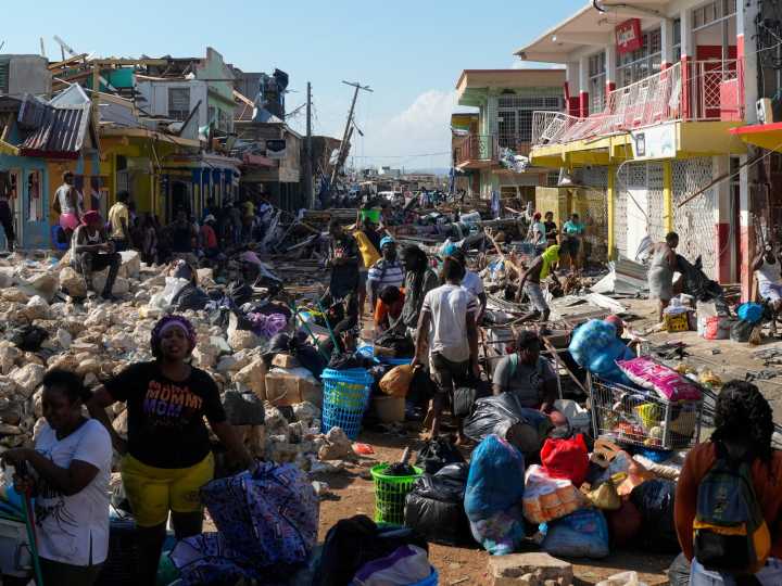 Residents scramble for supplies in Jamaica after Hurricane Melissa