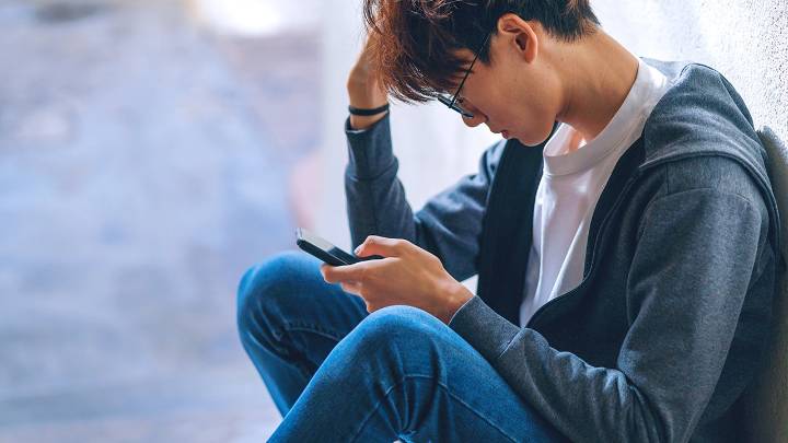 5 essential social media safety tips to protect your privacy online