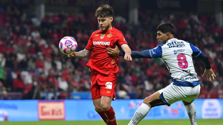 Toluca deja escapar la victoria y empata 2-2 con Pachuca en el Nemesio Diez