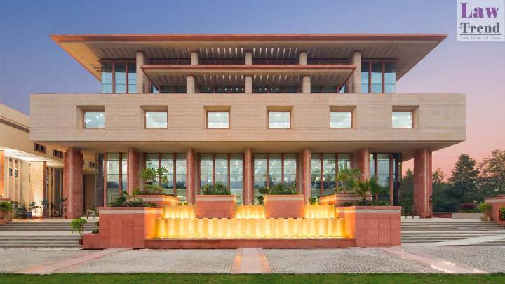 Dismissal Not to Be Taken Lightly; Causes Family Disarray, Says Delhi HC While Reinstating CRPF Employee