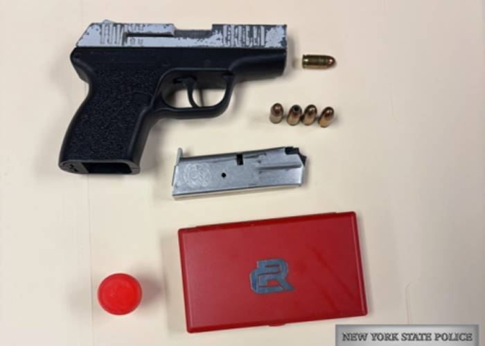 Two arrested on Route 9 with drugs and gun