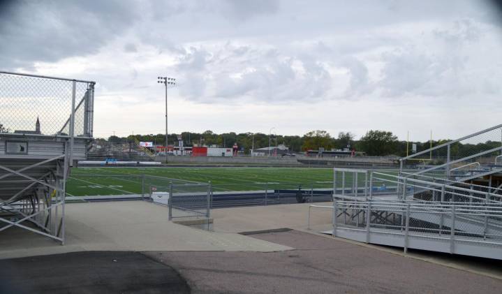 Briar Cliff University vs. Northwestern College football game delayed due to bus crash on way to Sioux City