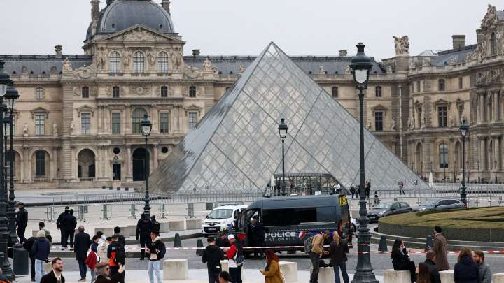 Robo en el Louvre: encapuchados con motosierra se llevan joyas de Napoleón