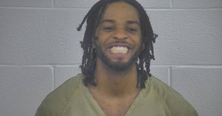 Rapper charged after stopping to film music video on Laurel County interstate