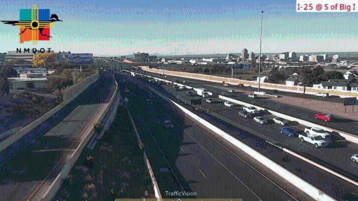 Traffic Alert: Crash closes two lanes near Big I in Albuquerque