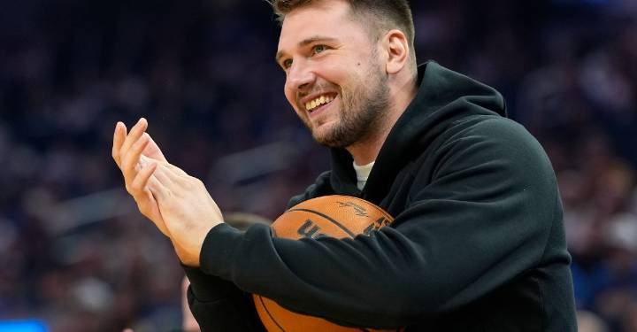 Luka Dončić bought his teammates a very unique gift