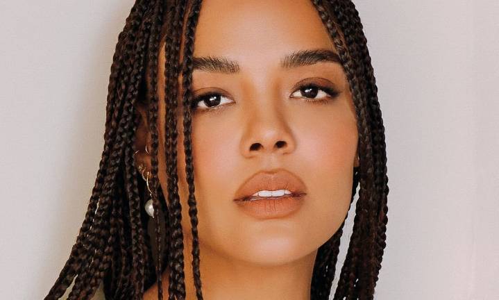 Tessa Thompson: 'Taika Waititi's a huge infant with a bank account