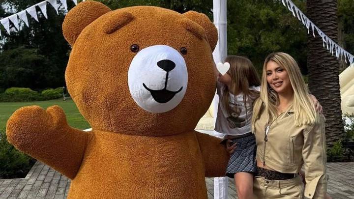 Wanda celebró el cumpleaños de su hija Isabella: el video de la familia Icardi viajando desde Rosario