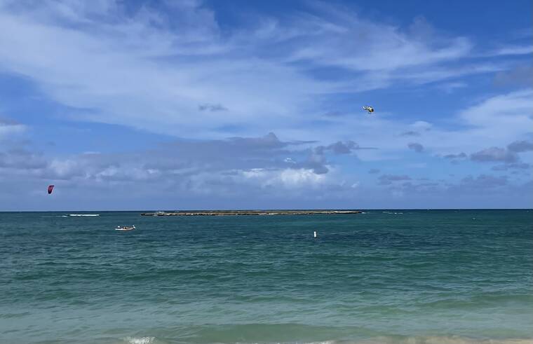 Search for missing paddler in Kailua resumes for 3rd full day