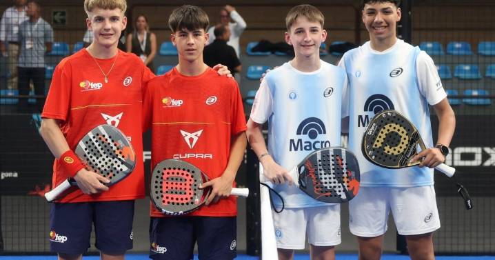 Con el cipoleño Ciccioli y la cutralquense Zapata, Argentina hizo podio en el Mundial juvenil de pádel