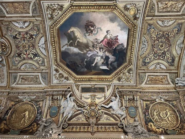 Thieves rob priceless jewels from Paris’ Louvre in brazen heist