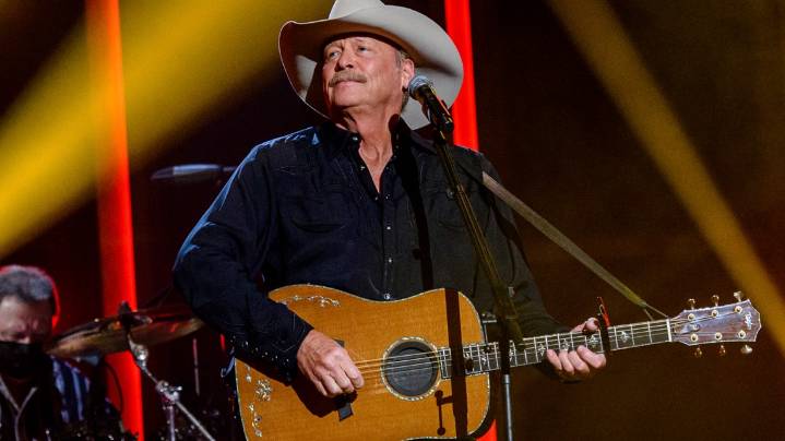 Alan Jackson announces 'Last Call' farewell show in 2026