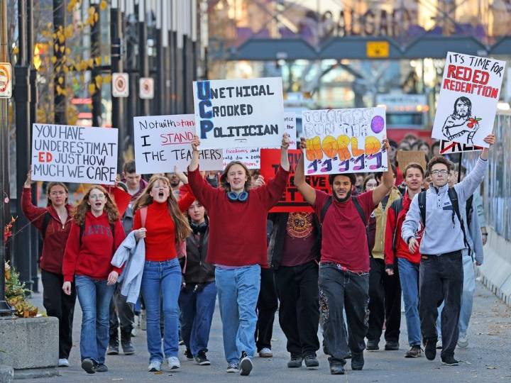Students across Calgary walk out in support of their teachers