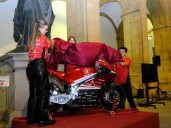 Una moto eléctrica capaz de recargarse al 100% en una hora