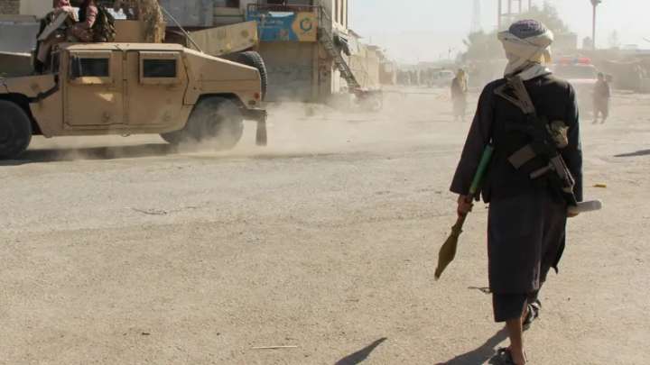 Acuerdo entre talibanes y Pakistán evita fin de la tregua