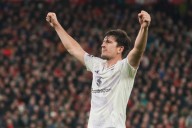 Man U acaba con la maldición en Merseyside y vence 2