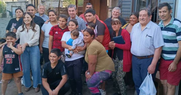 "El domingo hay que mandar un mensaje en las urnas, una Argentina diferente es posible"