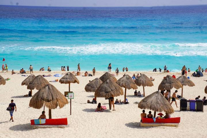 Diputados aprueban ley de libre acceso a playas; revierte privatización, aseguran