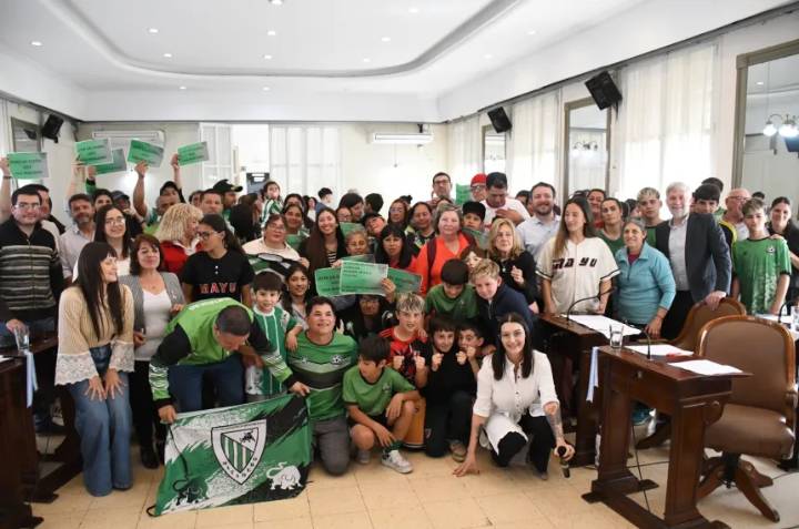 Aprobaron la donación de terrenos a clubes barriales de Santa Rosa