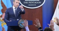 US news outlets reject Pentagon press access policy