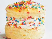 ‘Magic’ trend bringing joy to baking right now
