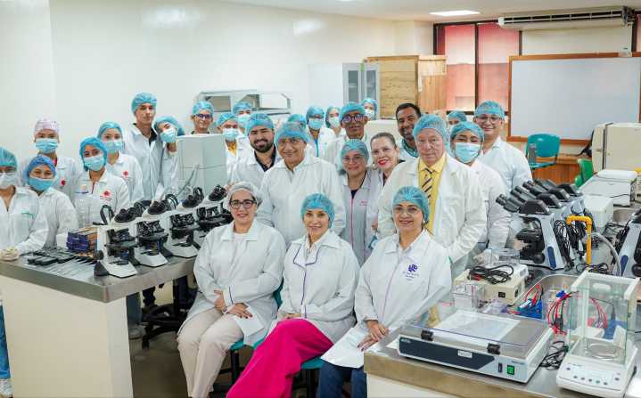 La UPC marca un hito en la investigación científica regional con la dotación de modernos laboratorios de Ciencias Básicas