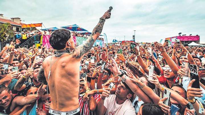 Machismo y música, sigue