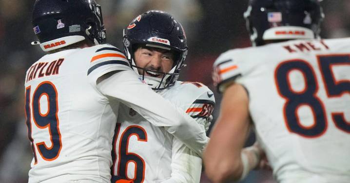 Bears building momentum with 3 straight wins after thriller at Washington