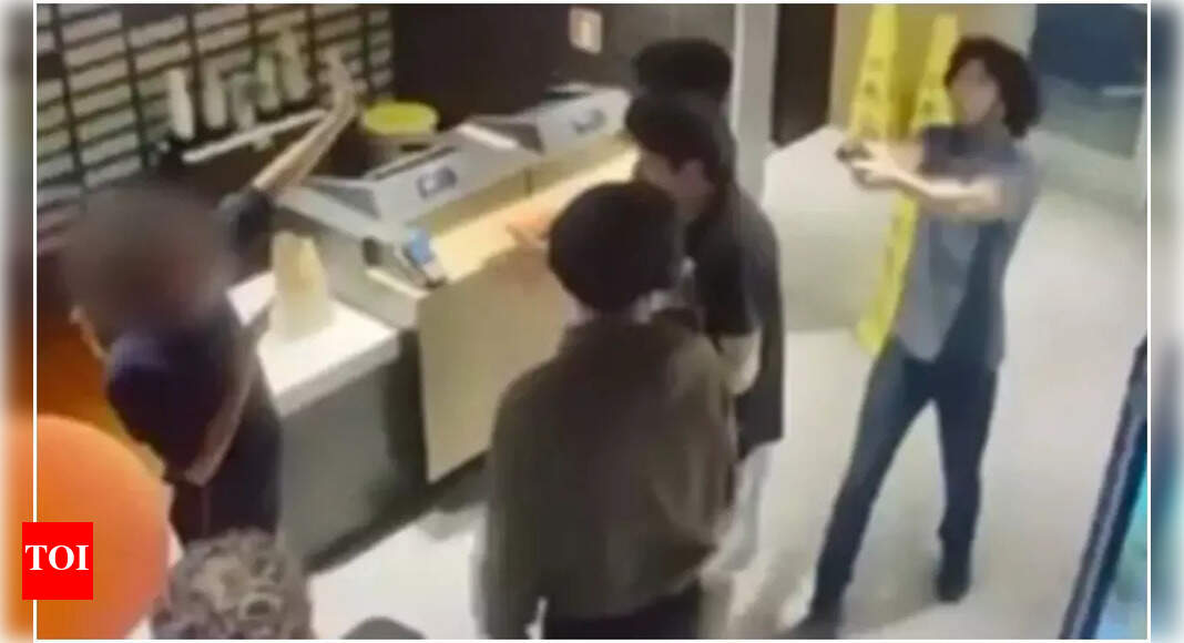 McDonald’s worker shoots customer after threats over delayed order; sheriff calls incident a ‘McMess’