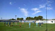 El Real Zaragoza reestrena su campo en la Ciudad Deportiva con varias bajas inesperadas