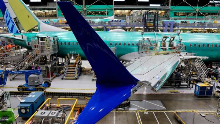 Boeing can hike 737 MAX production to 42 planes per month, FAA says
