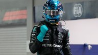 George Russell vence a Verstappen y los McLaren por la pole en Singapur
