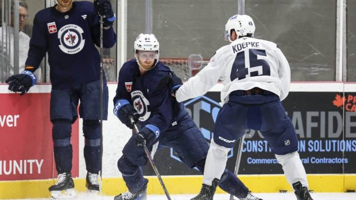 Winnipeg Jets sign Kyle Connor to an 8-year, $96 million extension