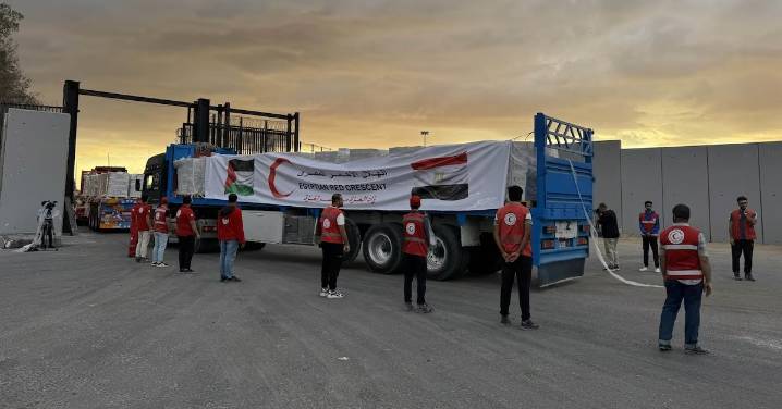 Israel suspende la entrada de ayuda humanitaria a Gaza, según medios israelíes