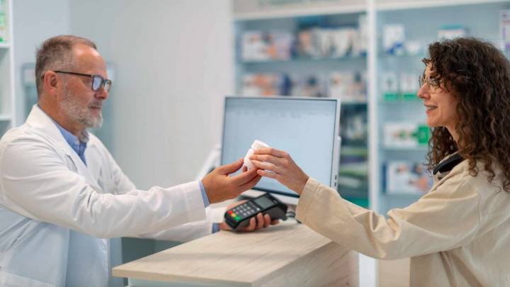 Lanzan nueva cadena de farmacias low cost en Chile: ¿Dónde está ubicada su primera sucursal?