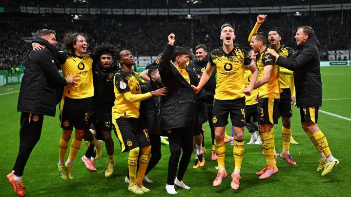 Kobel makes a vital save as Dortmund beats Frankfurt on penalties in German Cup