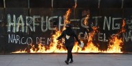 Un detenido, policías heridos y 10 mil participantes: el saldo de la marcha del 2 de octubre en CDMX