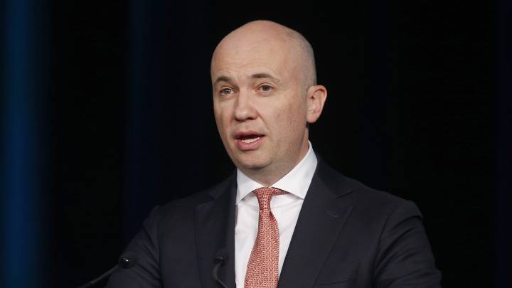 Climate Authority Chair Matt Kean warns premature EV road user charge could discourage electric vehicle sales amid push for reduced emissions