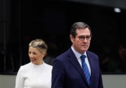 Garamendi se desmarca del rechazo total al permiso de 10 días, pero censura "las formas" de Yolanda Díaz