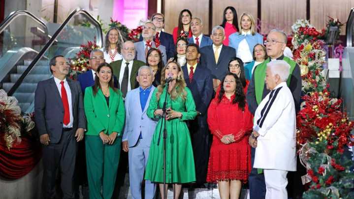 Con tradicional encendido de luces TSJ inicia festividades navideñas