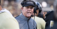 Broken Arrow's defense forces three interceptions in win over Norman North