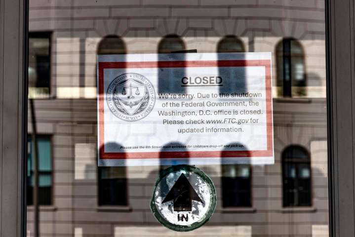 Sindicato de empleados federales pide al Congreso que reabra el Gobierno