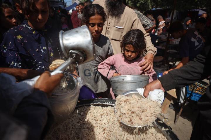 Egipto intenta aprovechar el acuerdo entre Israel y Hamás para aumentar de inmediato la ayuda a Gaza